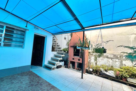 Churrasqueira de casa à venda com 4 quartos, 206m² em Parque Jabaquara, São Paulo