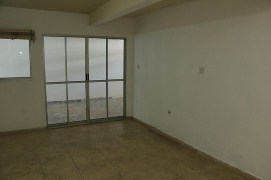 sala de casa para alugar com 4 quartos, 430m² em Parque Residencial Guadalajara, Nova Iguaçu
