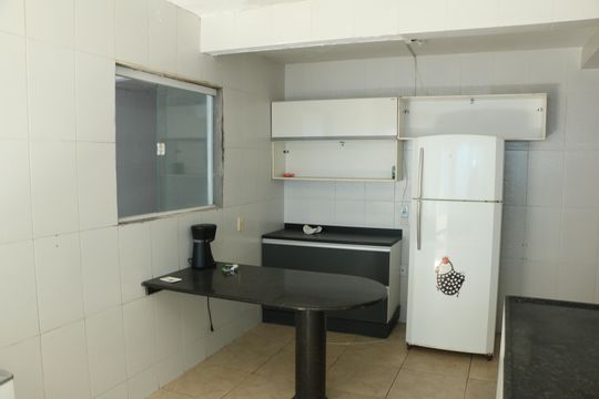 Casa para alugar com 4 quartos, 430m² em Parque Residencial Guadalajara, Nova Iguaçu