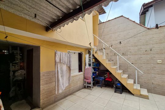 Quintal de casa à venda com 2 quartos, 156m² em Vila Jerusalem, São Bernardo do Campo