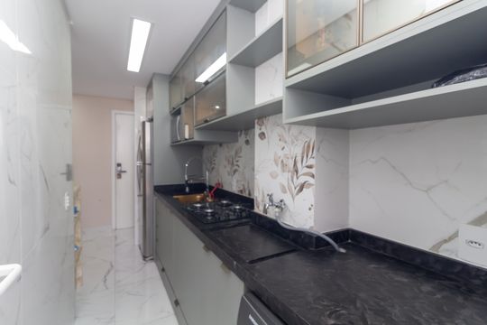 Cozinha de apartamento à venda com 2 quartos, 47m² em Itaquera, São Paulo