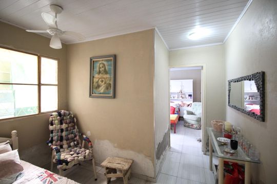 Quarto 2 de casa à venda com 3 quartos, 120m² em Rubem Berta, Porto Alegre