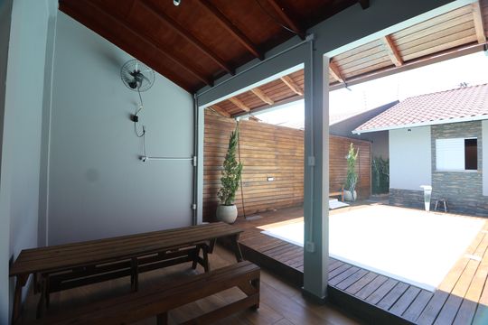Área comum de casa à venda com 3 quartos, 200m² em Harmonia, Canoas