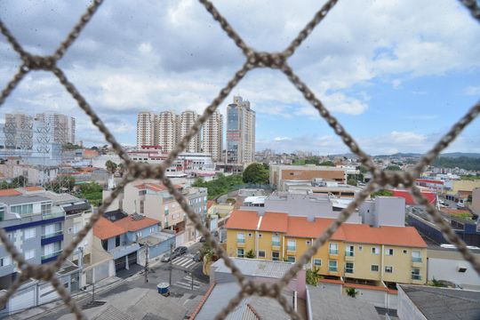 Vista do Quarto 1 de apartamento para alugar com 3 quartos, 90m² em Pinheirinho, Santo André