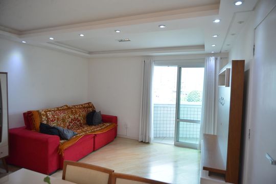 Sala de apartamento à venda com 3 quartos, 90m² em Pinheirinho, Santo André