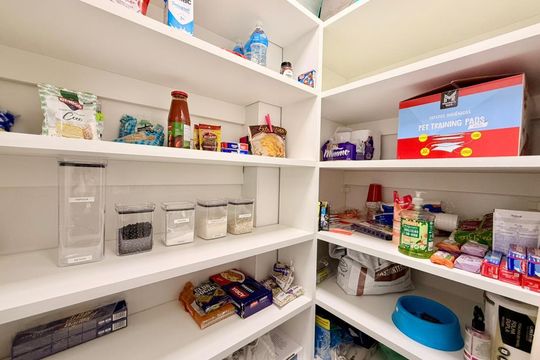 Dispensa de apartamento à venda com 3 quartos, 143m² em Campo Belo, São Paulo