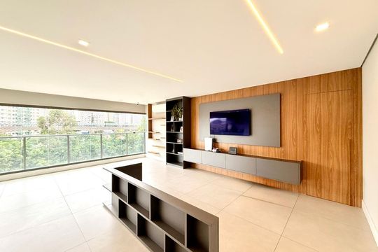 Sala de apartamento à venda com 3 quartos, 143m² em Campo Belo, São Paulo