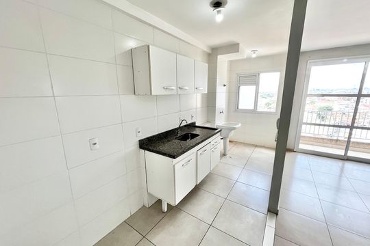 Cozinha de apartamento à venda com 2 quartos, 50m² em Vila Pita, São Paulo