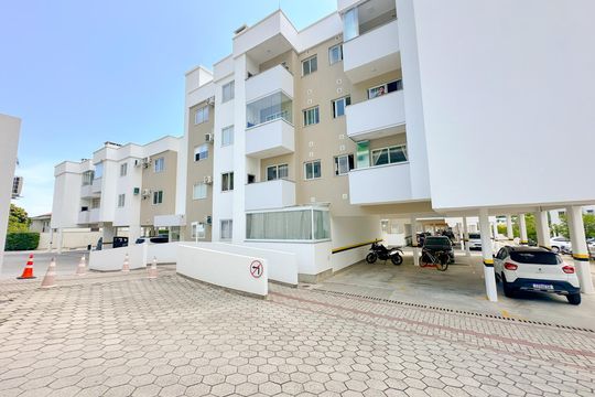 Fachada de apartamento para alugar com 2 quartos, 66m² em Canasvieiras, Florianópolis