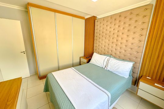 Quarto 2 de apartamento para alugar com 2 quartos, 66m² em Canasvieiras, Florianópolis
