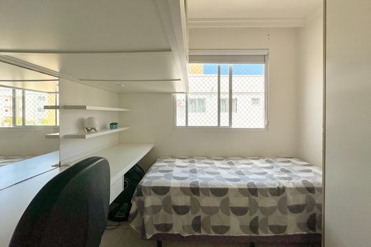 Quarto 1 de apartamento para alugar com 2 quartos, 66m² em Canasvieiras, Florianópolis