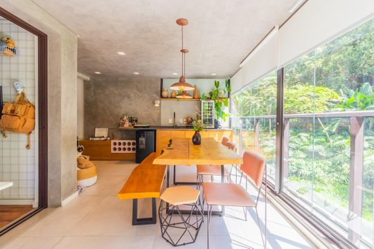 Varanda de apartamento à venda com 2 quartos, 122m² em Vila Madalena, São Paulo