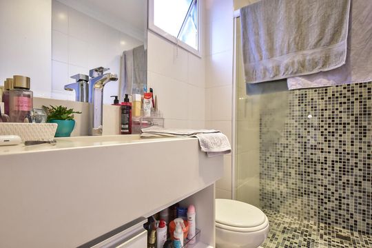Banheiro Suíte 2 de apartamento à venda com 3 quartos, 141m² em Jardim Colombo, São Paulo