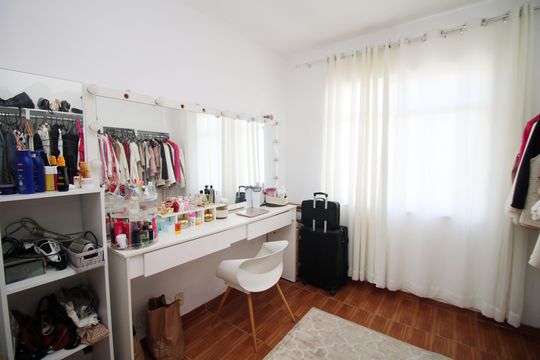 Quarto 1 de apartamento à venda com 3 quartos, 90m² em Irajá, Rio de Janeiro