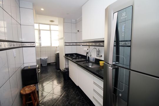 Cozinha de apartamento à venda com 3 quartos, 90m² em Irajá, Rio de Janeiro