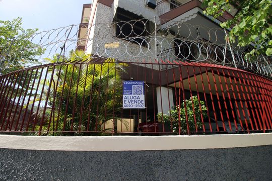 Placa de apartamento à venda com 3 quartos, 90m² em Irajá, Rio de Janeiro