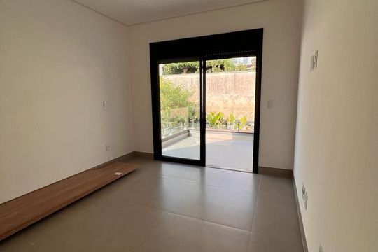 Casa de Condomínio à venda com 4 quartos, 383m² em Swiss Park, Campinas