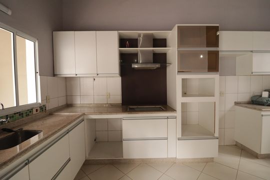 Cozinha de casa de condomínio à venda com 3 quartos, 290m² em Corrupira, Jundiaí