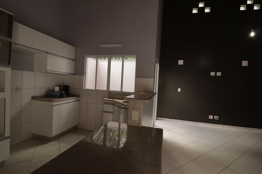 Cozinha de casa de condomínio à venda com 3 quartos, 290m² em Corrupira, Jundiaí