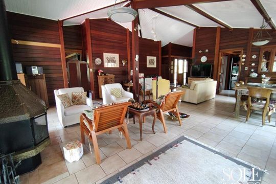 Casa de Condomínio à venda com 3 quartos, 238m² em Loteamento Capital Ville, Jundiaí