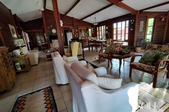 Casa de Condomínio à venda com 3 quartos, 238m² em Loteamento Capital Ville, Jundiaí