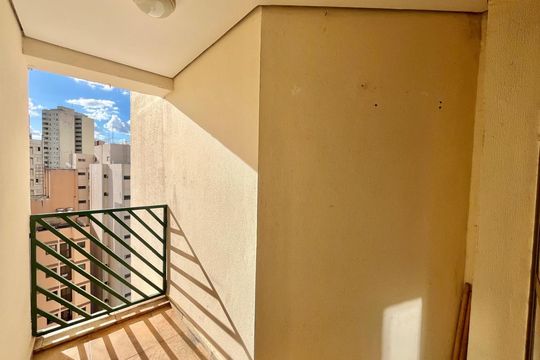 Sacada de apartamento para alugar com 2 quartos, 62m² em Centro, Campinas