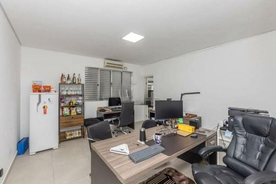 Casa à venda com 4 quartos, 213m² em Ipiranga, São Paulo