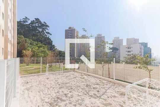 Beach Tênis  de apartamento à venda com 2 quartos, 33m² em Jardim Celeste, São Paulo