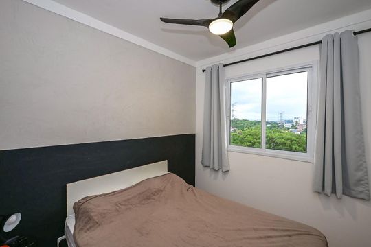 Quarto 1 de apartamento à venda com 2 quartos, 33m² em Jardim Celeste, São Paulo