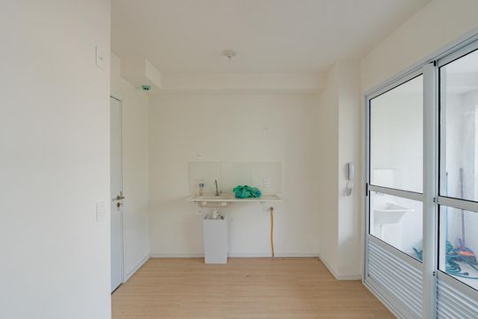 Sala e Cozinha de apartamento para alugar com 2 quartos, 36m² em Vila Dom Pedro I, São Paulo