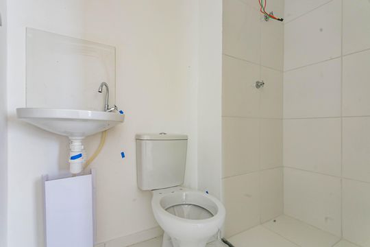 Banheiro de apartamento à venda com 2 quartos, 36m² em Vila Dom Pedro I, São Paulo