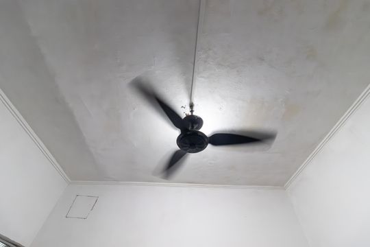 Casa para alugar com 5 quartos, 175m² em Jardim Samambaia, Praia Grande
