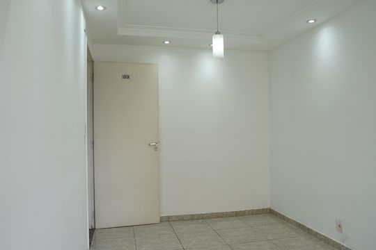 Sala de apartamento para alugar com 2 quartos, 45m² em Jardim Albertina, Guarulhos