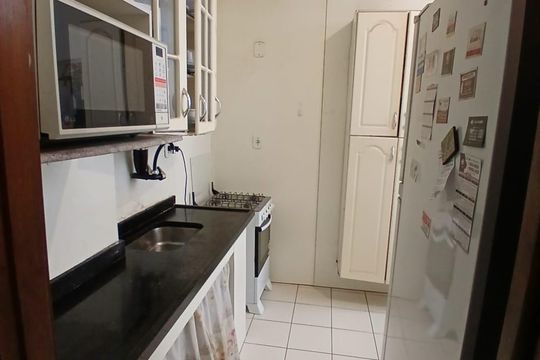 Cozinha de apartamento para alugar com 3 quartos, 83m² em Botafogo, Rio de Janeiro