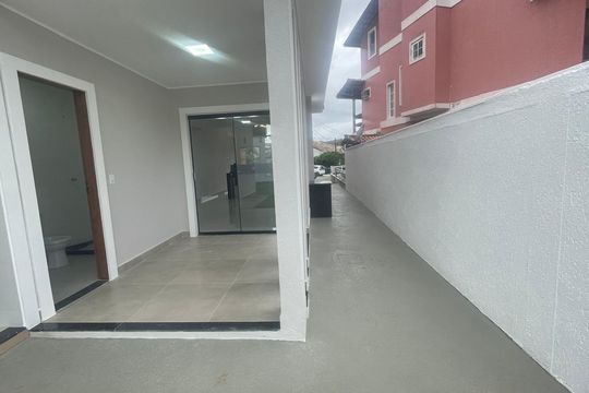 Casa à venda com 3 quartos, 138m² em Várzea das Moças, Niterói