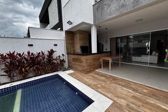 Área externa de casa de condomínio à venda com 5 quartos, 350m² em Vargem Grande, Rio de Janeiro