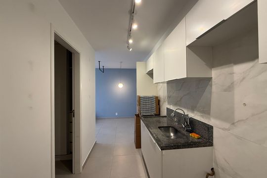 Cozinha de apartamento para alugar com 2 quartos, 39m² em Vila Buarque, São Paulo