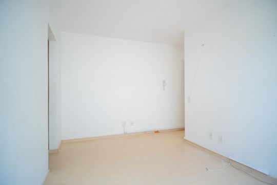 Sala de apartamento à venda com 1 quarto, 43m² em Bom Jesus, Porto Alegre