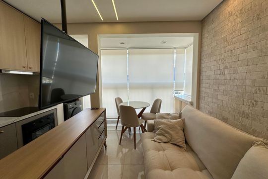 Sala de apartamento à venda com 2 quartos, 48m² em Bethaville I, Barueri