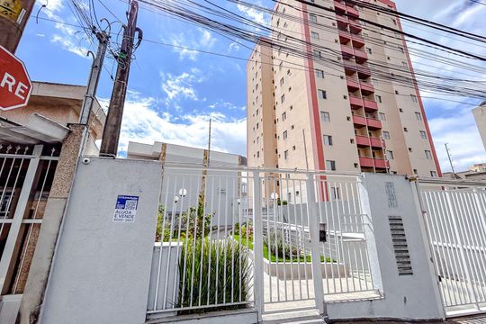 Fachada com Plaquinha de casa de condomínio para alugar com 3 quartos, 198m² em Vila Matilde, São Paulo