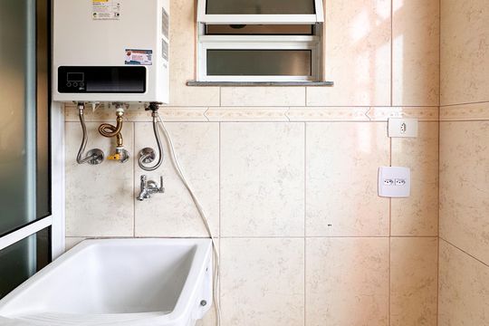 Área de Serviço de apartamento para alugar com 3 quartos, 52m² em Baeta Neves, São Bernardo do Campo