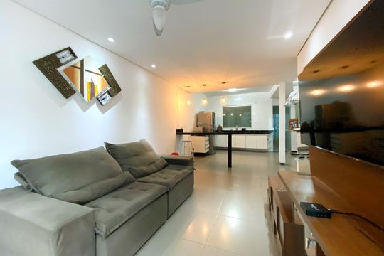 Sala de casa à venda com 2 quartos, 270m² em Renascença, Belo Horizonte