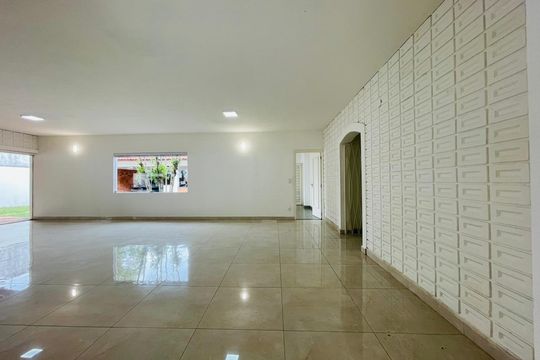 Casa à venda com 3 quartos, 590m² em Bairro das Palmeiras, Campinas