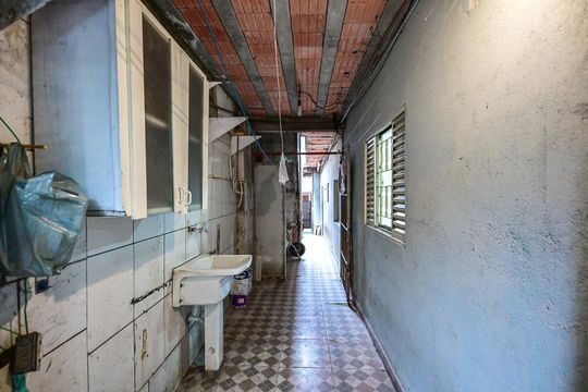 Área de Serviço  de casa para alugar com 2 quartos, 45m² em Jardim Umarizal, São Paulo