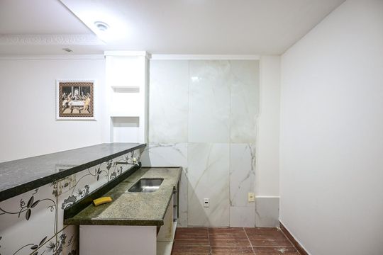 Cozinha de casa para alugar com 2 quartos, 45m² em Jardim Umarizal, São Paulo