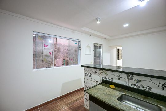 Cozinha de casa para alugar com 2 quartos, 45m² em Jardim Umarizal, São Paulo