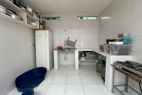Quintal de casa à venda com 3 quartos, 200m² em Adalgisa, São Paulo