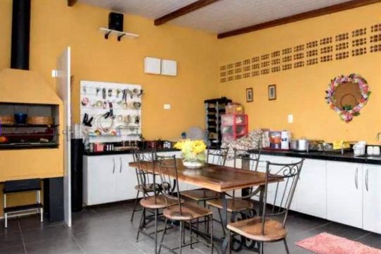 Casa à venda com 3 quartos, 450m² em Serra, Belo Horizonte