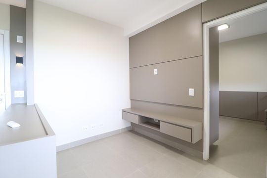Sala de apartamento para alugar com 1 quarto, 43m² em Granja Marileusa, Uberlândia