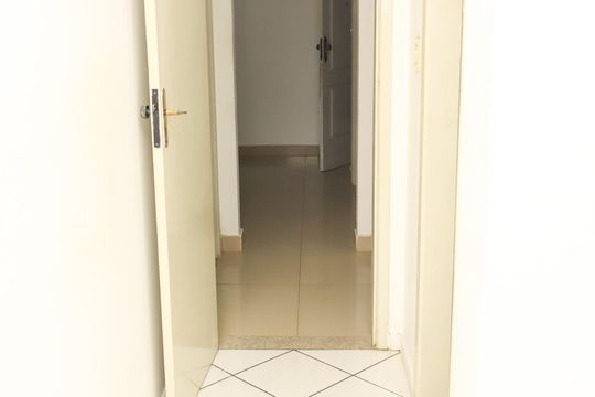 Quarto 2 de apartamento para alugar com 2 quartos, 85m² em Jardim Placaford, Salvador